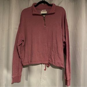 AE Sweatshirt Size L
